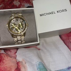 MICHAEL KORS
Ritz Pavé Gold-Tone Watch